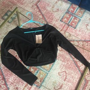 NWT Missguided Twist Front Long Sleeved Crop Top